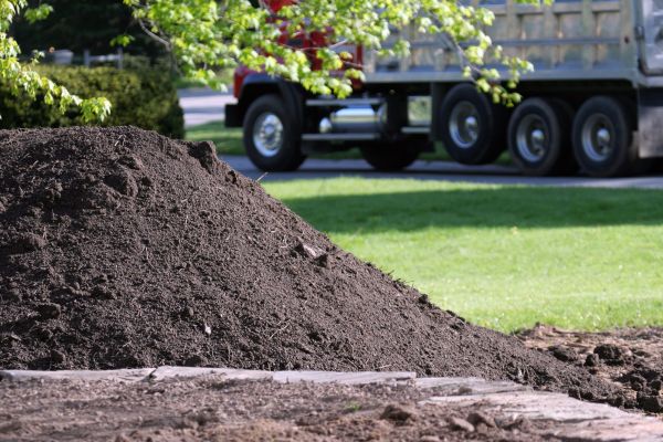 Yard Dirt Delivery in O Fallon