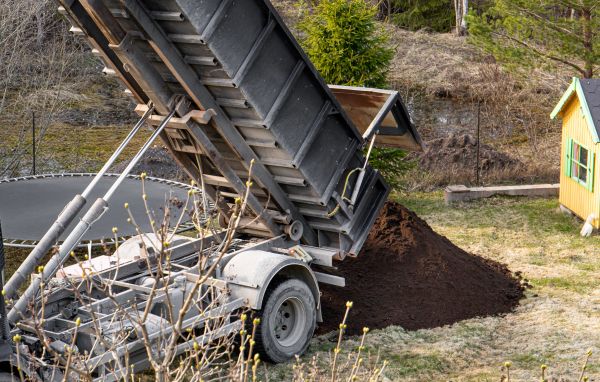 Yard Soil Delivery in O Fallon
