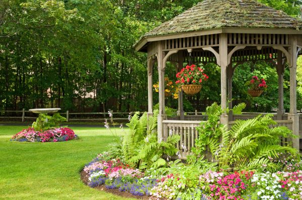 Backyard Landscaping Service in O Fallon